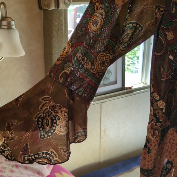 Bohemian Paisley Print Top - Picture 2 of 3